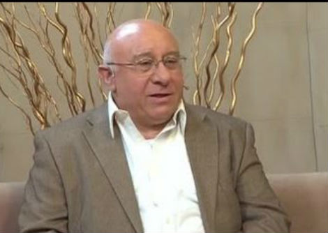  بروفسور ادريس تيتي  