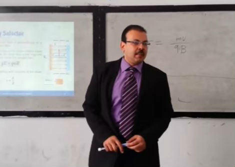 محاضرة 2-2 مغناطيسية وتيار متردد_ مرشح السرعة ومطياف الكتلة والسيكلترون - جامعة الأزهر - غزة