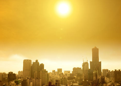 لماذا يتغيّر شكل الشمس في الغروب؟